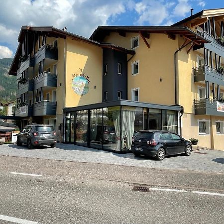 Albergo Negritella Ziano Di Fiemme Exterior photo