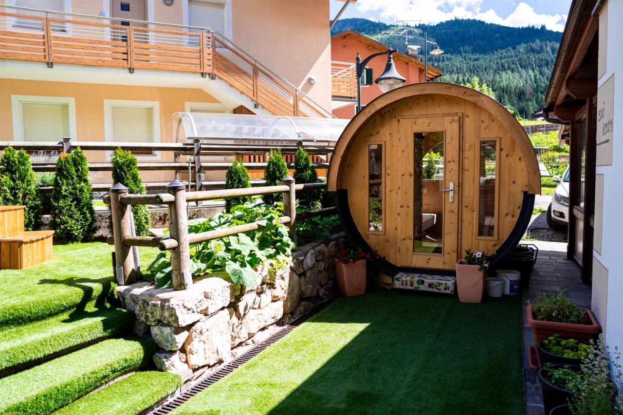 Albergo Negritella Ziano Di Fiemme Exterior photo
